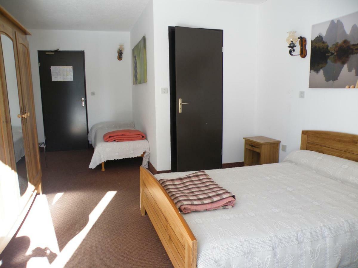 Mas Du Colombier Bed & Breakfast แซ็ง-อองเดร-เลส์-แซลปส์ ภายนอก รูปภาพ