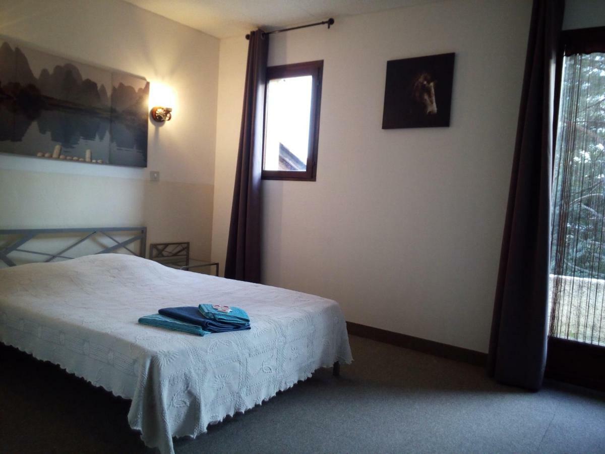 Mas Du Colombier Bed & Breakfast แซ็ง-อองเดร-เลส์-แซลปส์ ภายนอก รูปภาพ